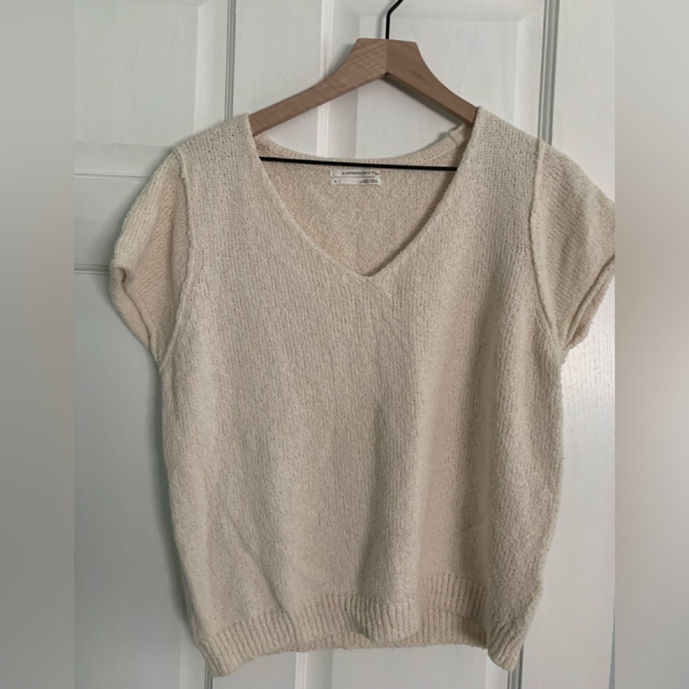 anthropologie sweater / size small